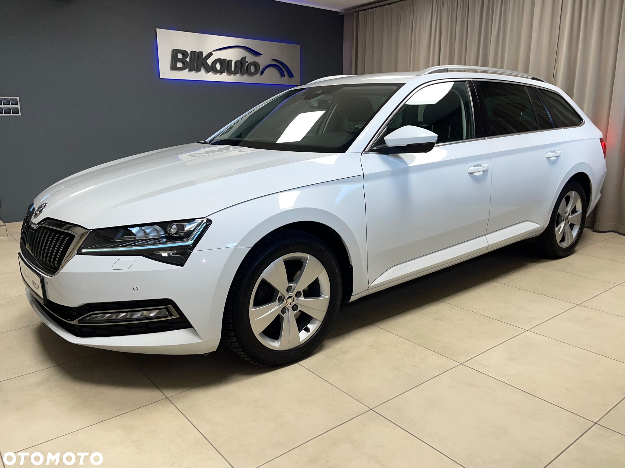 Skoda Superb 2.0 TDI SCR Style DSG - 3