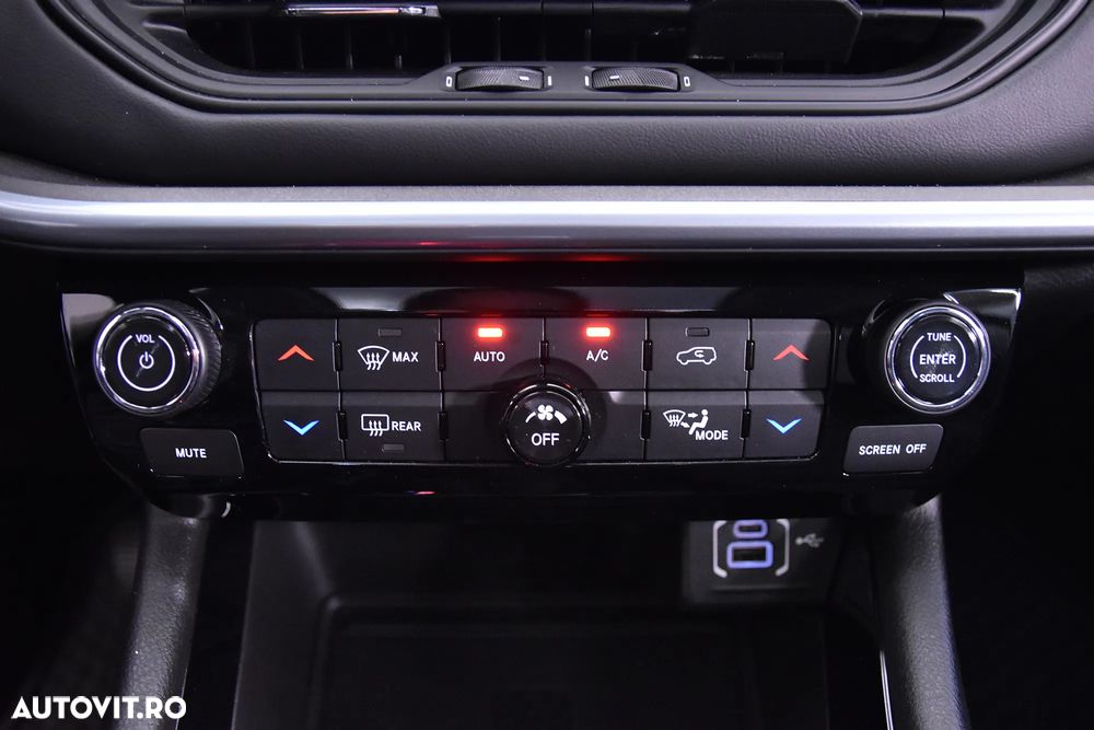 Jeep Compass 1.3T DDCT 2WD Limited - 12