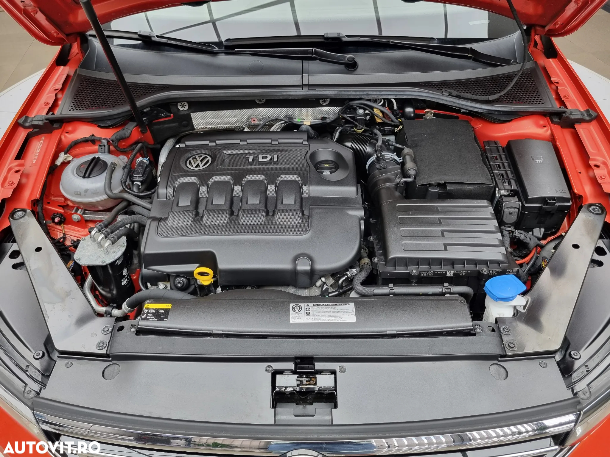 Volkswagen Passat Variant 2.0 TDI SCR DSG 4Motion Alltrack - 19