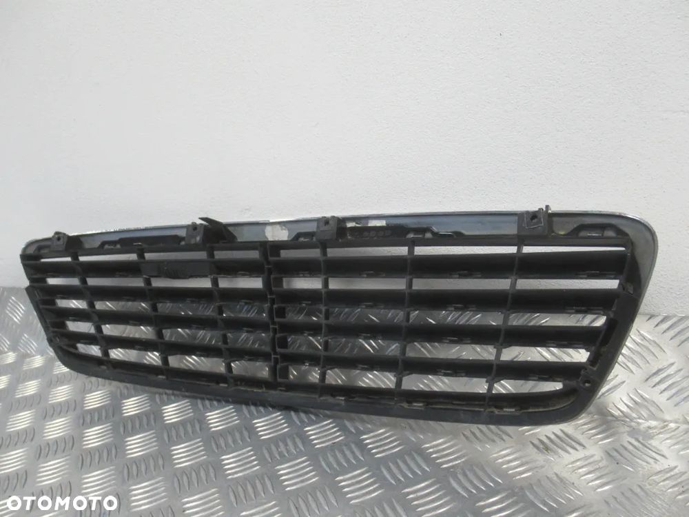 GRILL GRIL ATRAPA MERCEDES C-KLASA W203 2000-2004 - 15