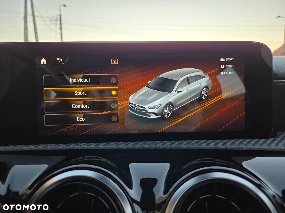 Mercedes-Benz CLA 180 d 8G-DCT - 27