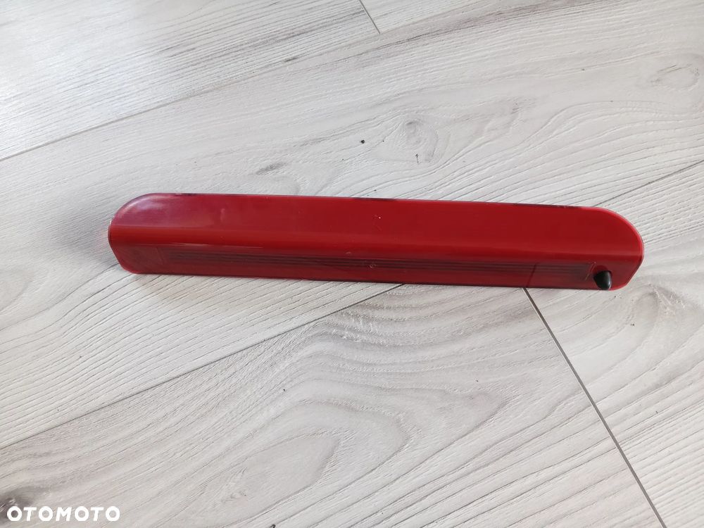 MEGANE III HB klosz światła lampy stop