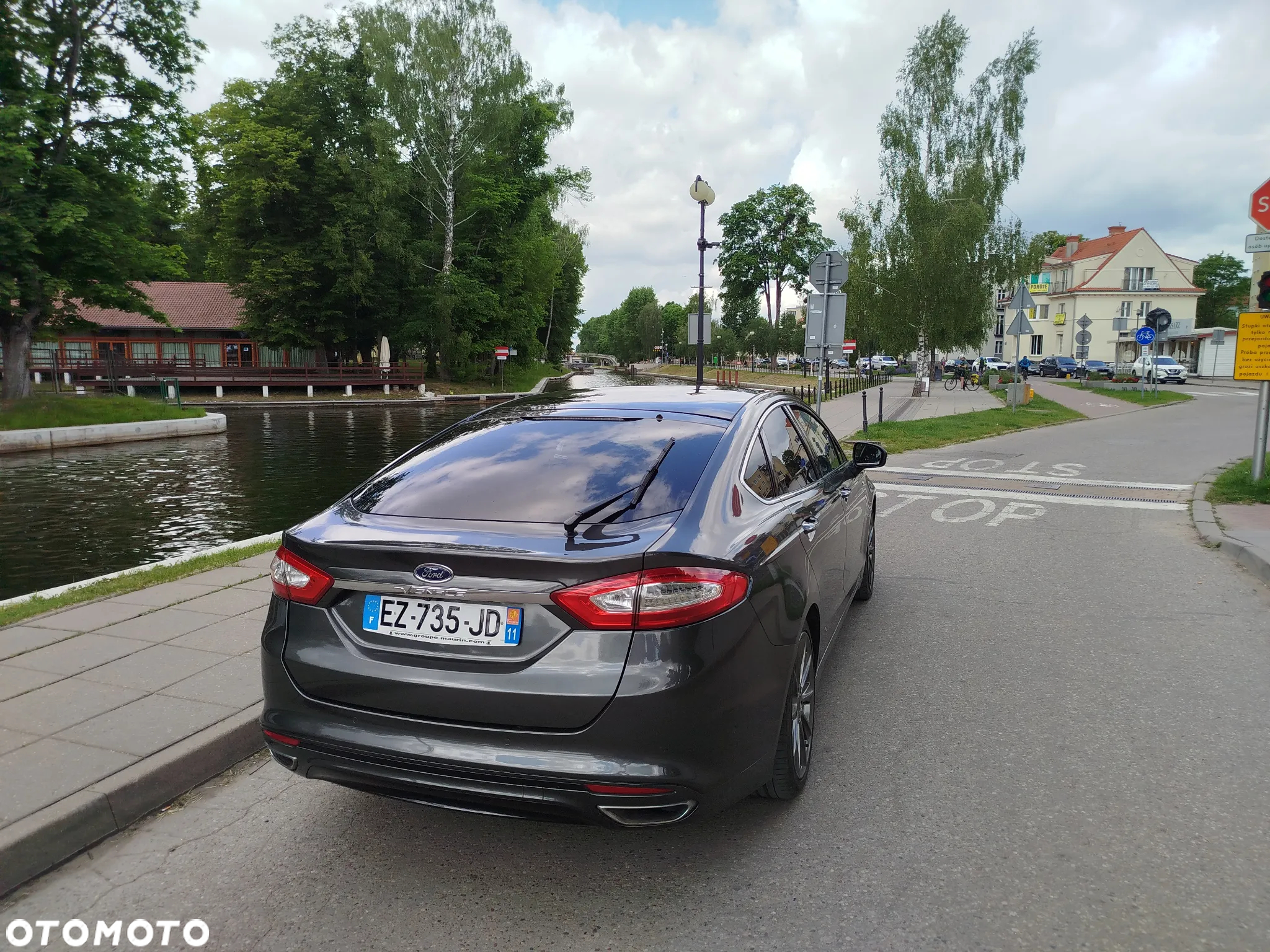 Ford Mondeo - 28