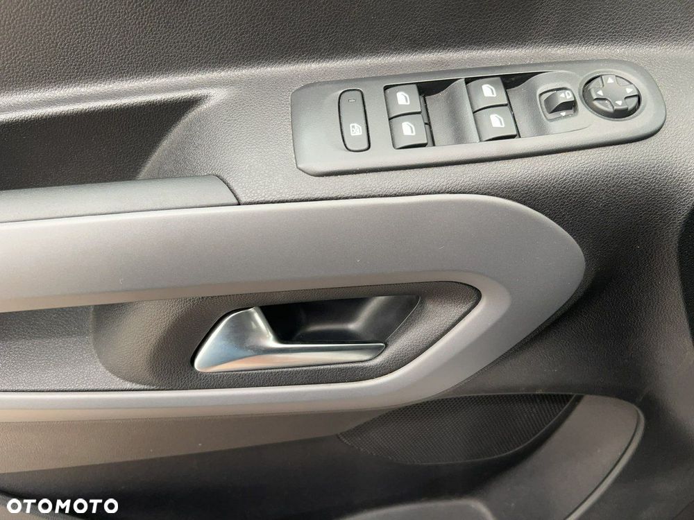 Toyota Proace City Verso 1.5 D-4D Business - 13