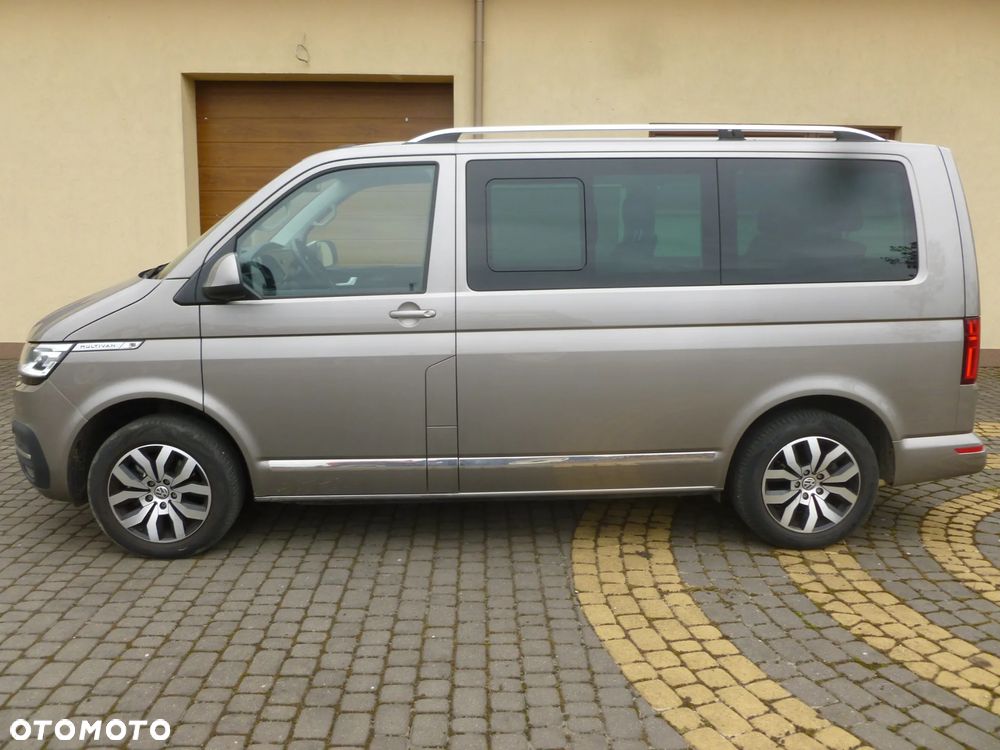 Volkswagen Multivan - 13