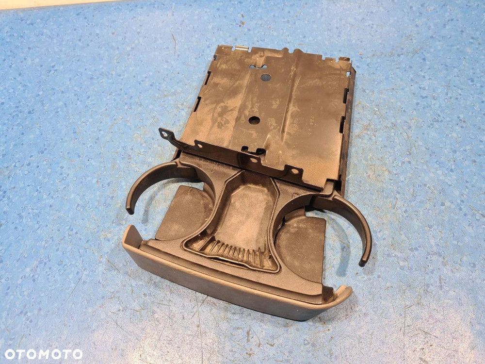 CHRYSLER GRAND VOYAGER IV UCHWYT NA KUBEK CUP HOLDER 58622I - 1