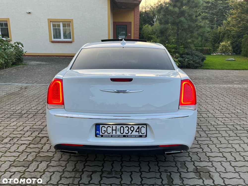 Chrysler 300C - 9