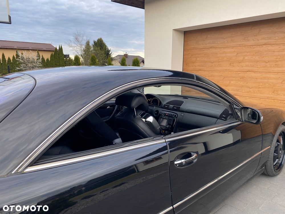Mercedes-Benz CL 500 - 32