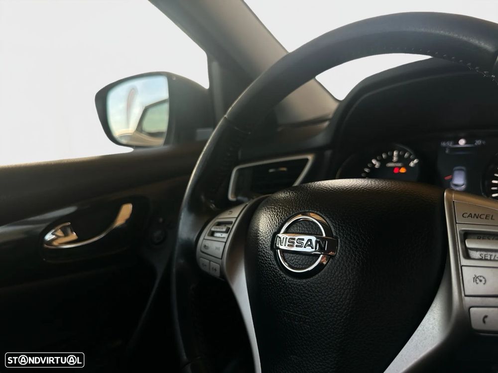Nissan Qashqai 1.6 dCi 360 - 16