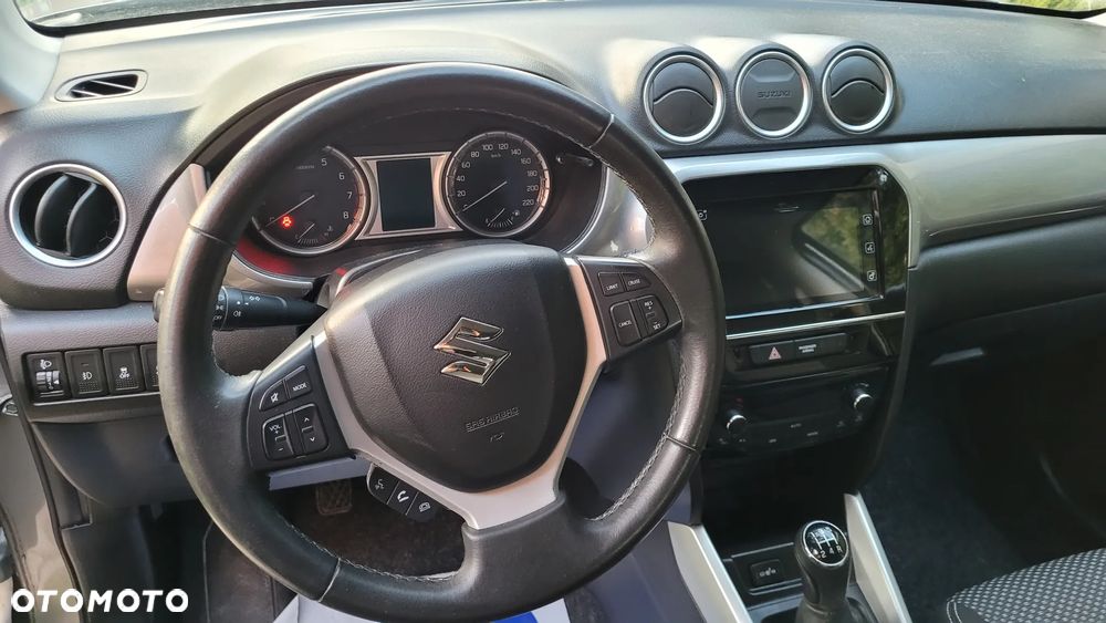 Suzuki Vitara 1.6 (4x2) Comfort+ - 11
