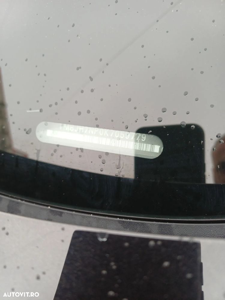 Skoda Superb 2.0 TDI DSG Premium Edition - 10