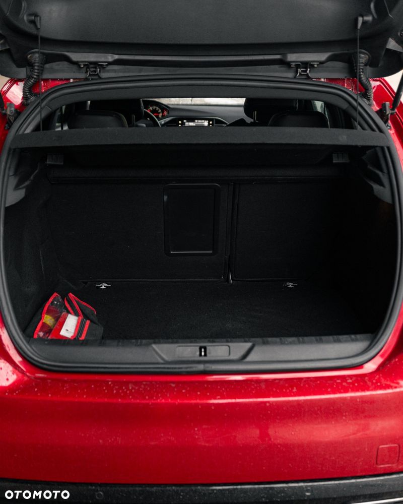 Peugeot 308 1.6 e-THP GT S&S - 18