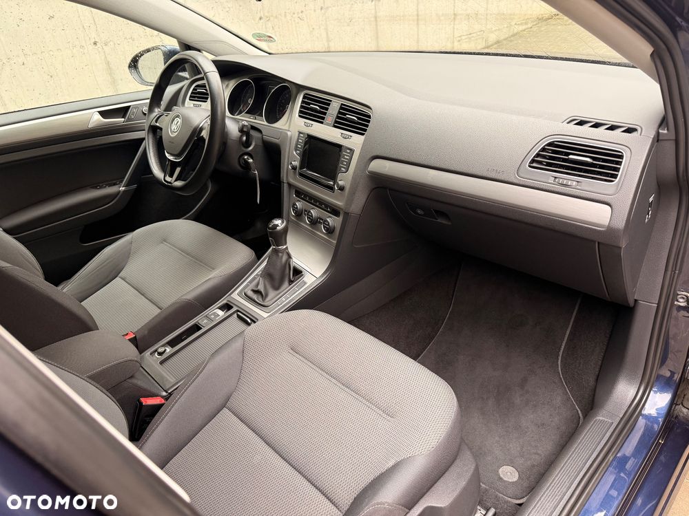 Volkswagen Golf 1.6 TDI Comfortline - 19