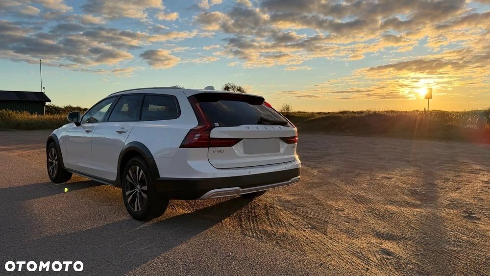 Volvo V90 Cross Country B4 D AWD Plus - 5