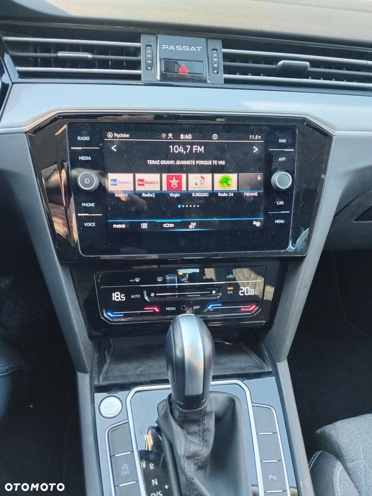 Volkswagen Passat 2.0 TDI SCR Style DSG - 6