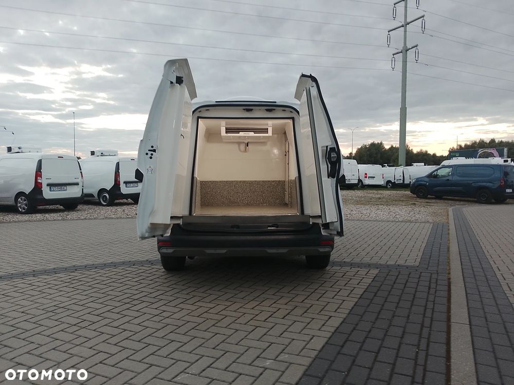 Mercedes-Benz Citan Kangoo Townstar Van L2 Maxi Automat Nowa Izoterma Chłodnia Mroźnia minus 20 stopni grzanie Salon PL 2,5DMC 3 osoby - 20