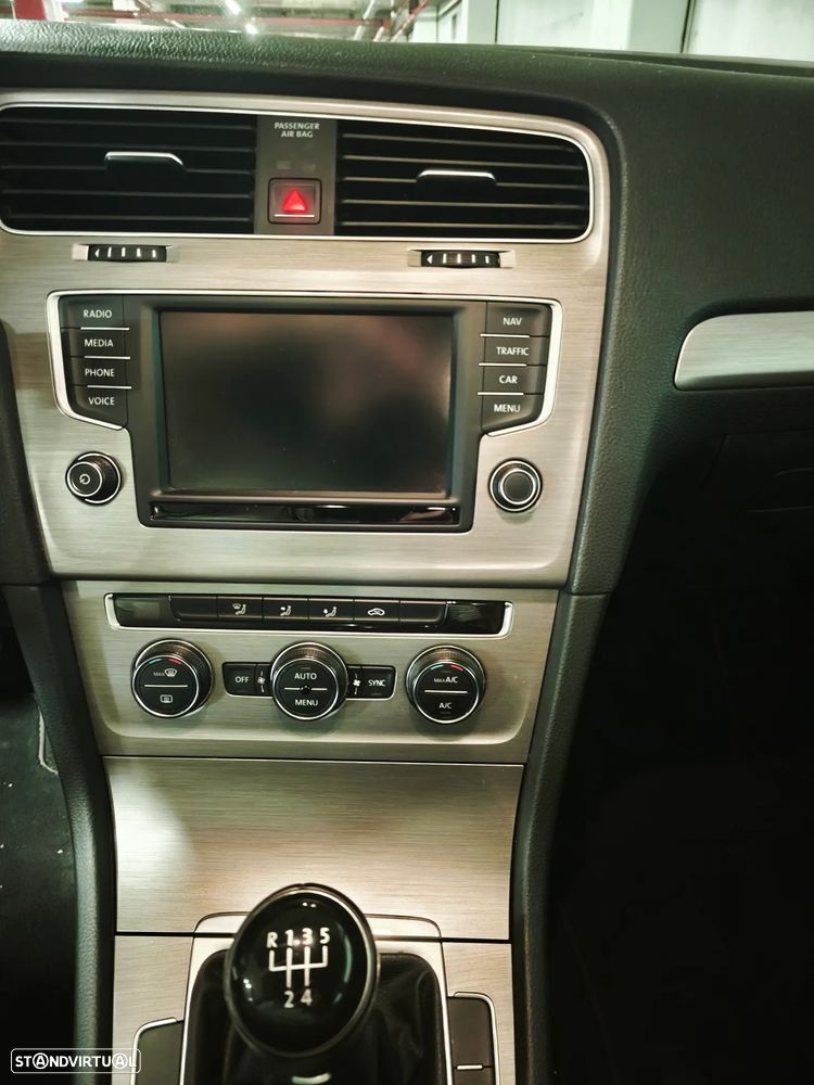 VW Golf 1.6 TDi GPS Edition - 10