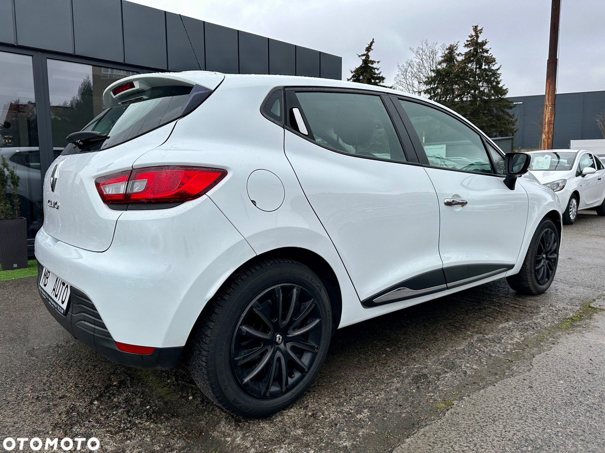 Renault Clio 1.2 16V 75 Dynamique - 4