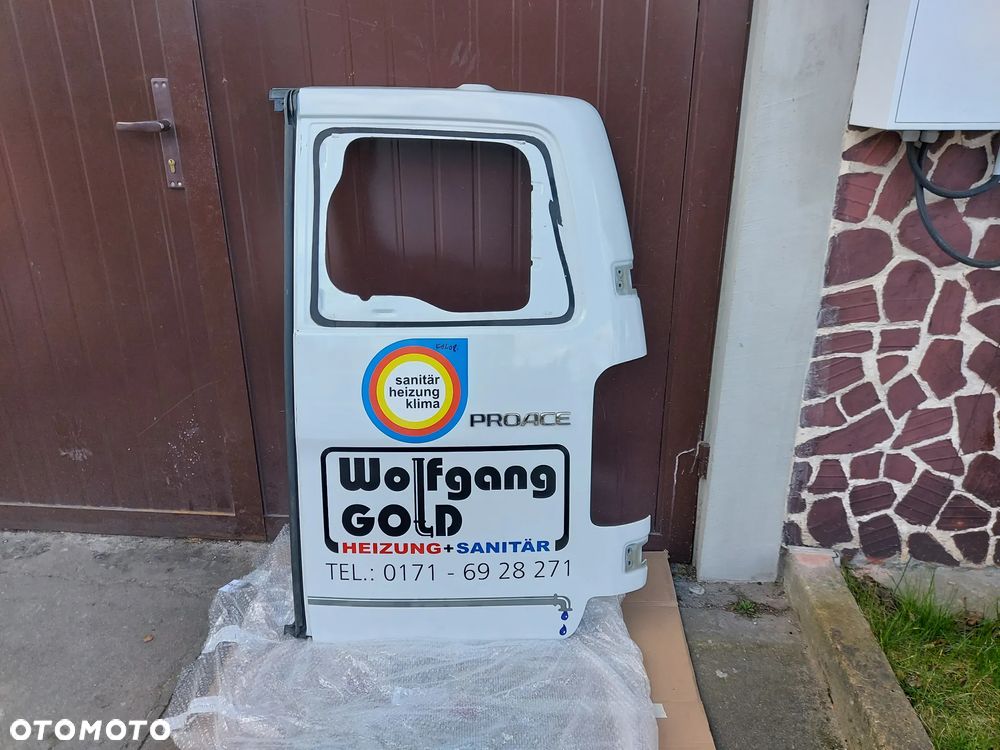 Toyota Proace III Expert Jumpy 16- Drzwi R Tył Tylne w KOLOR - 1