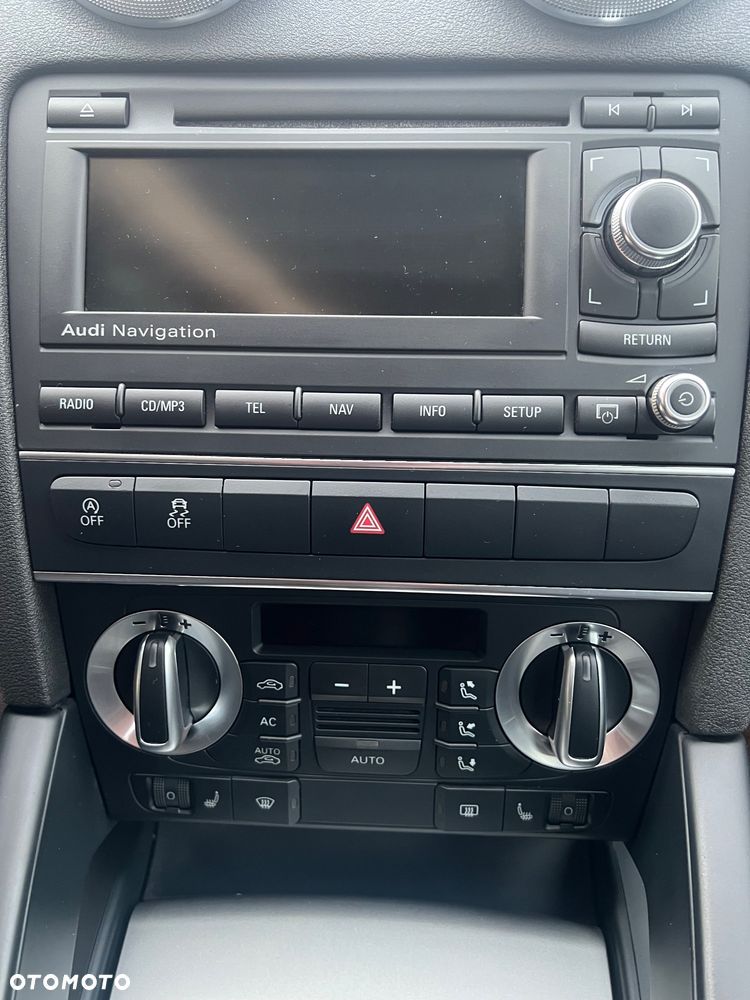 Audi A3 Sportback 2.0 TDI DPF quattro Ambition - 33