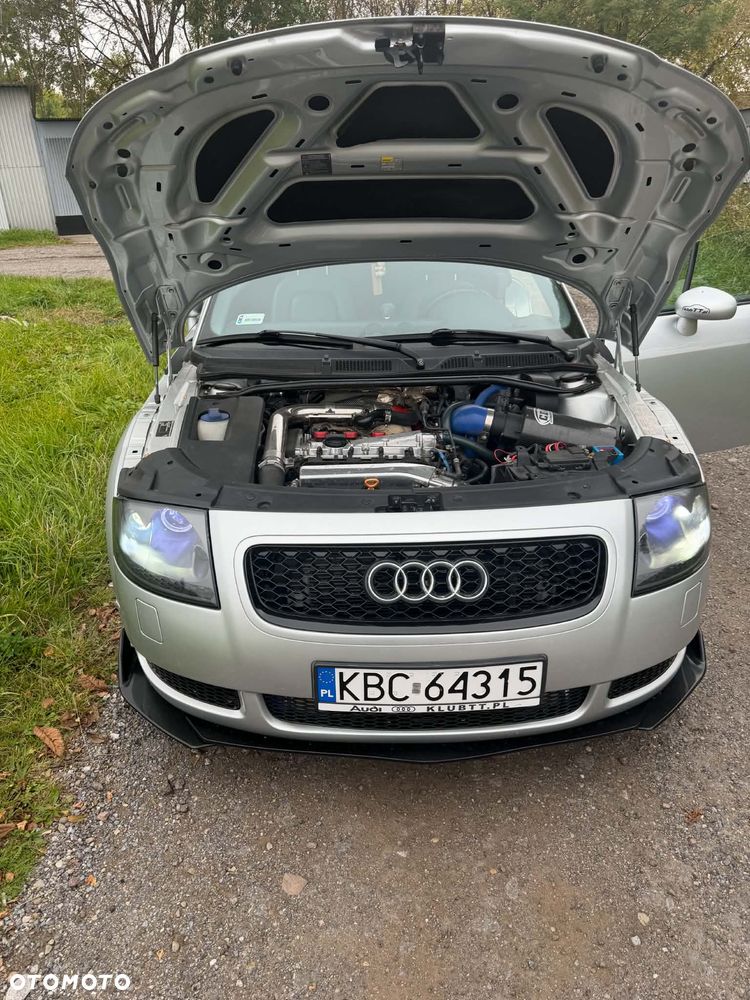 Audi Tt 1999 photo 4