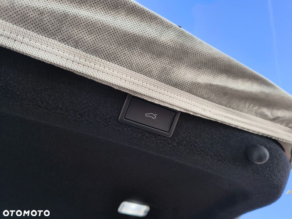 Skoda Superb 2.0 TDI SCR Drive DSG - 14