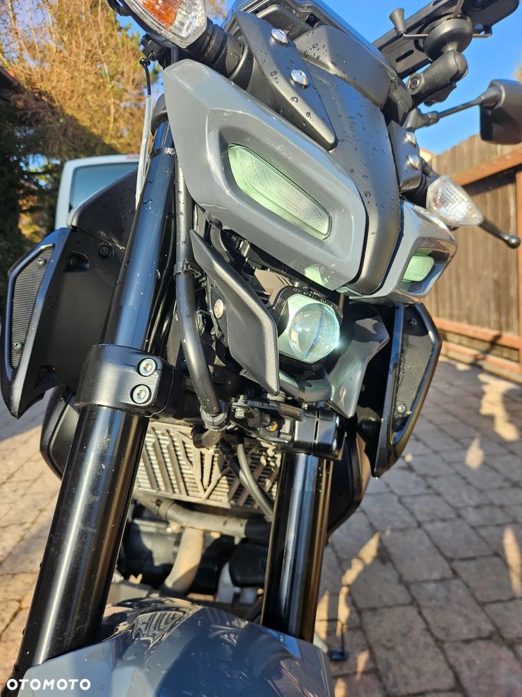 Yamaha MT - 9