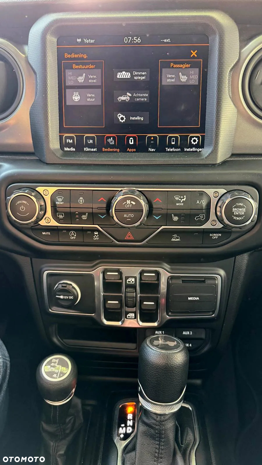 Jeep Wrangler - 14