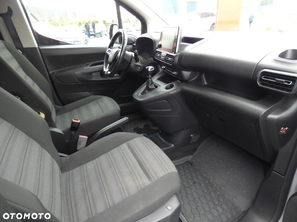 Opel Combo - 19