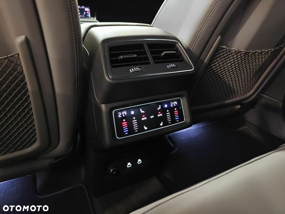 Audi e-tron 55 Quattro S Line - 25