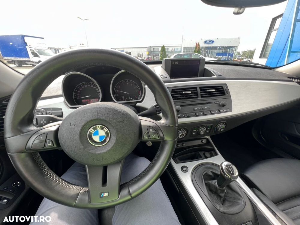 BMW Z4 Coupe 3.0si - 8