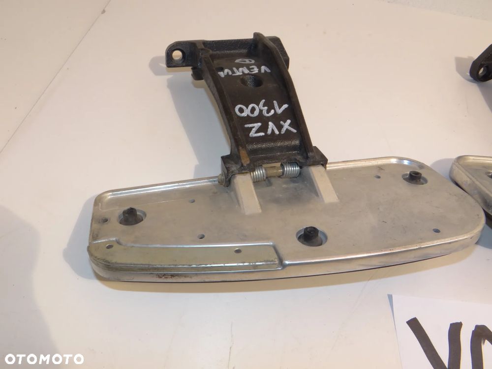 YAMAHA XVZ 1300 ROYAL STAR VENTURE SET PODEST PODŁOGA PRAWA LEWA Y053 - 10