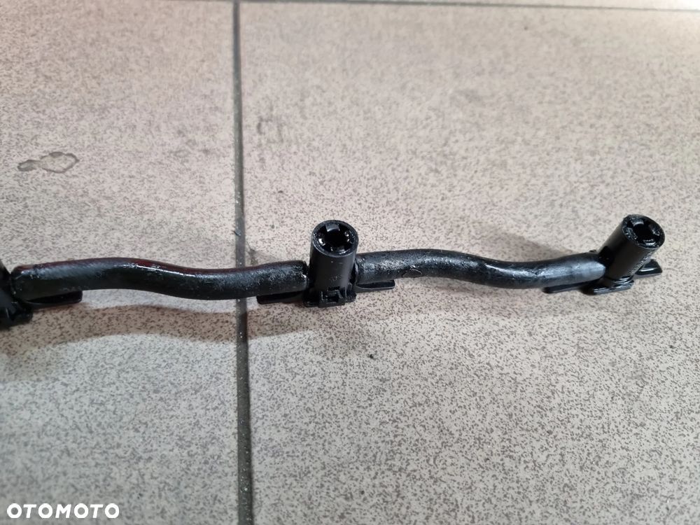 LISTWA PRZELEWOWA WTRYSKIWACZY TRAFIC VIVARO 2.0 DCI 06-10r. - 3