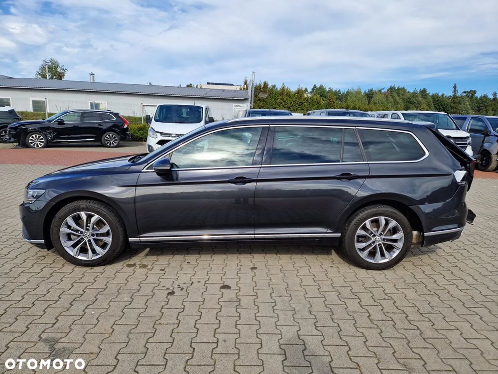 Volkswagen Passat 2.0 TDI Elegance DSG - 2
