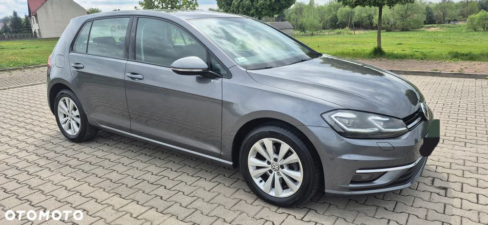 Volkswagen Golf - 25
