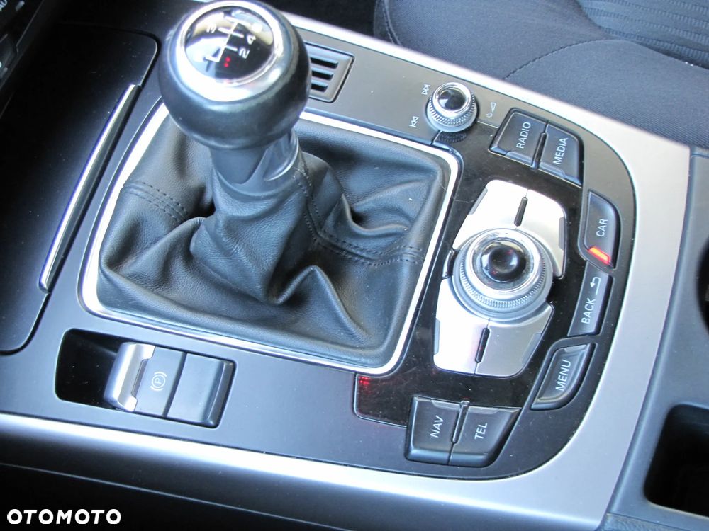 Audi A4 Avant 2.0 TDI - 27