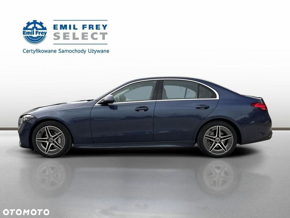 Mercedes-Benz C-Class 2025 photo 2