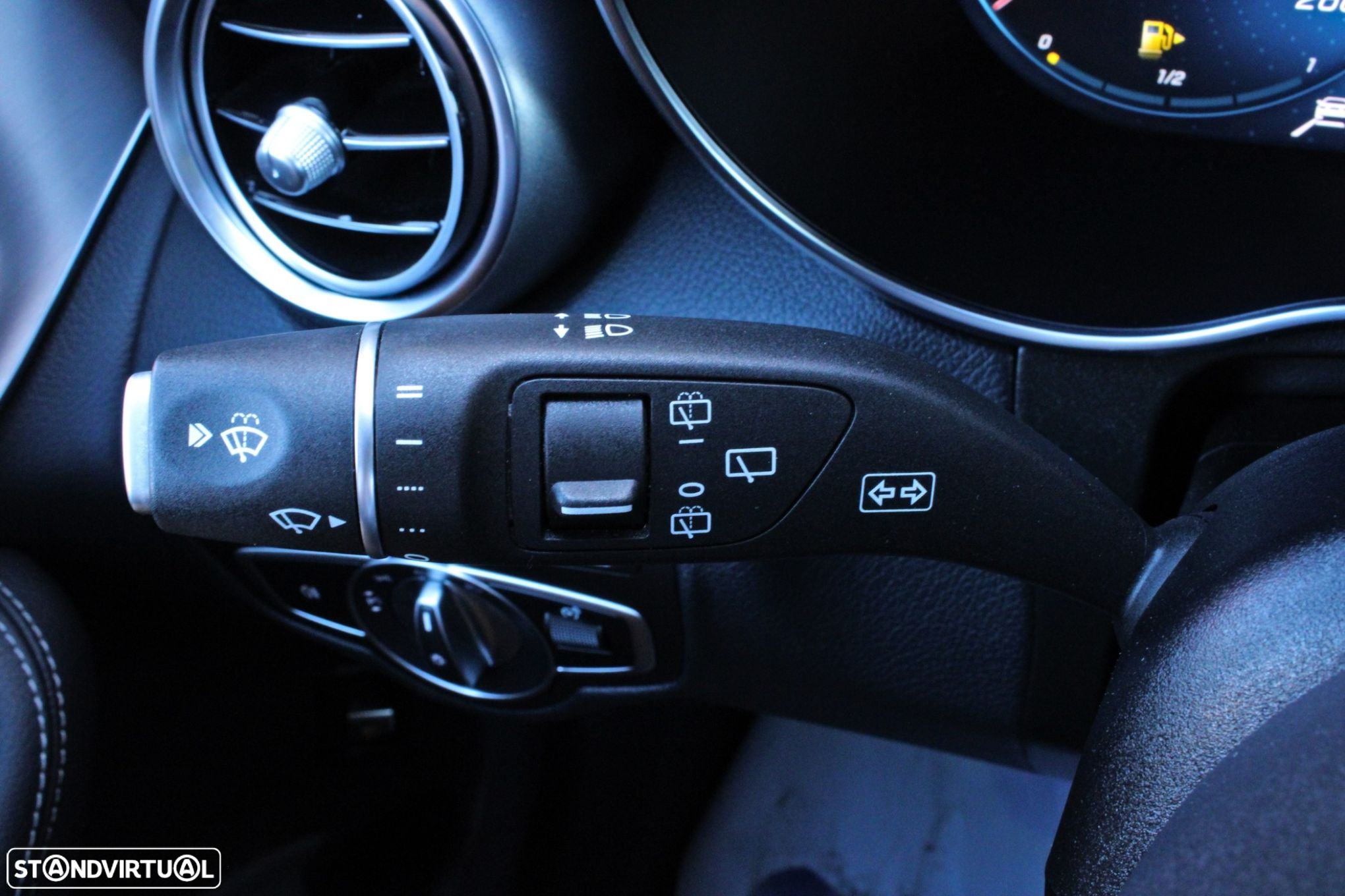 Mercedes-Benz GLC 300 de 4Matic - 11