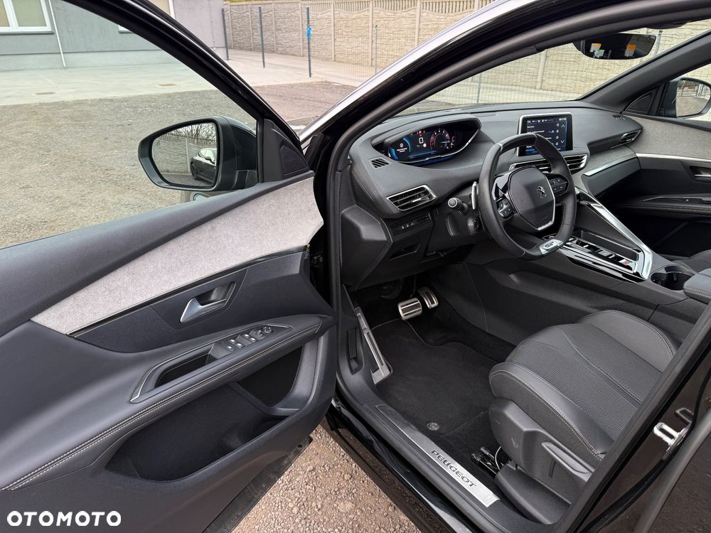 Peugeot 3008 1.2 PureTech GT S&S EAT8 - 10