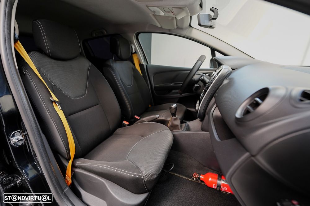 Renault Clio 1.2 16V 75 Dynamique - 4