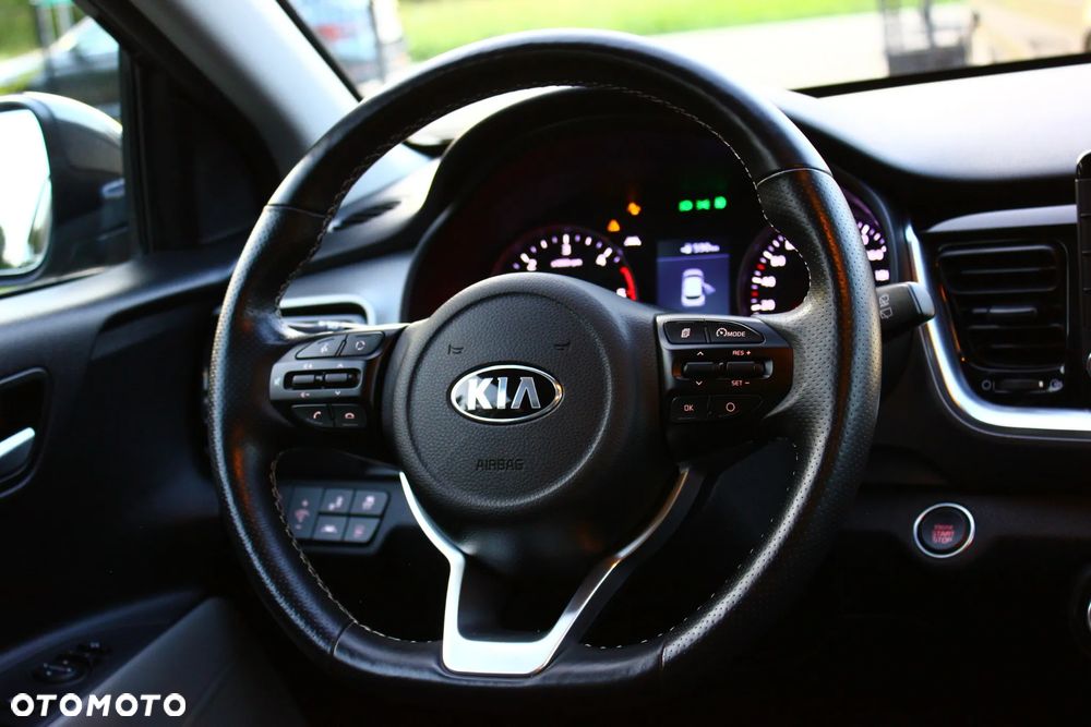 Kia Stonic 1.6 CRDi SCR XL - 38