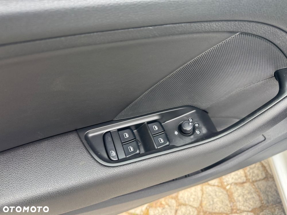 Audi A3 Sportback 1.4 TFSI g-tron S tronic design - 25