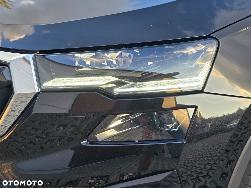 Skoda Karoq 2.0 TDI SCR Tour - 32