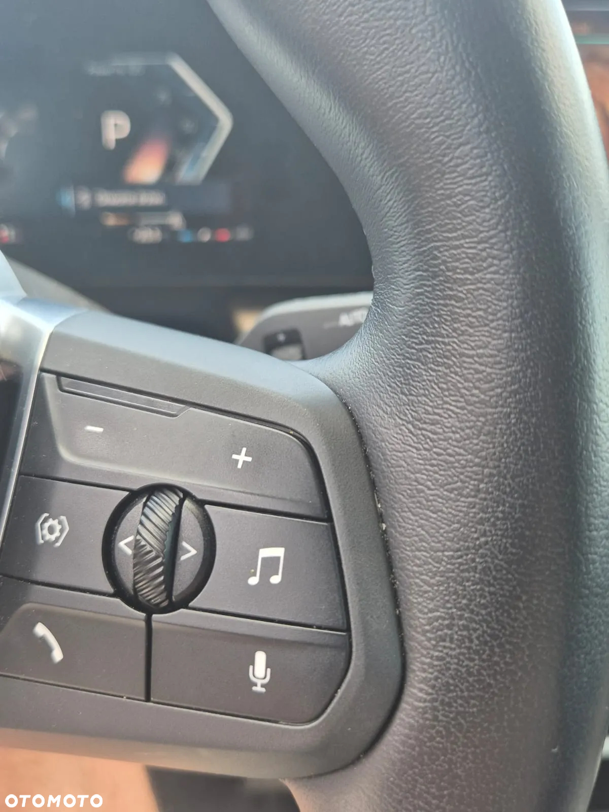 BMW X1 sDrive18i xLine - 29