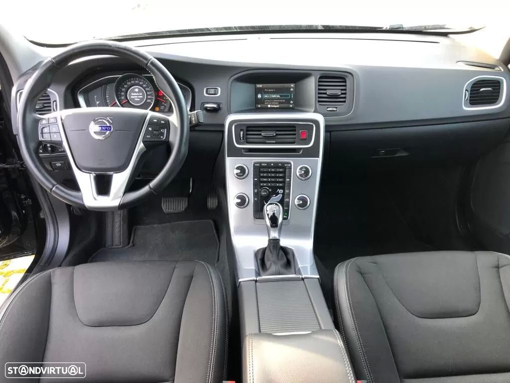 Volvo S60 2.0 D2 Kinetic Geartronic - 6