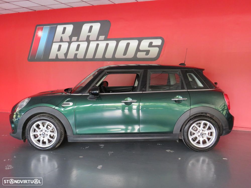 MINI 5 Portas Cooper D - 9