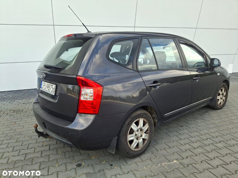 Kia Carens 2.0 EX - 12