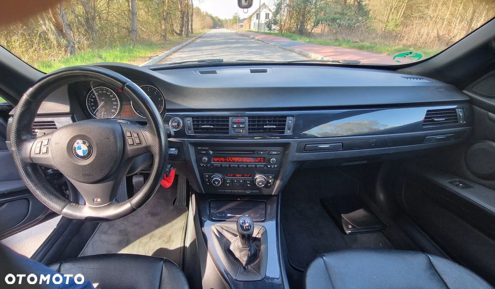 BMW Seria 3 318i M Sport Edition - 29