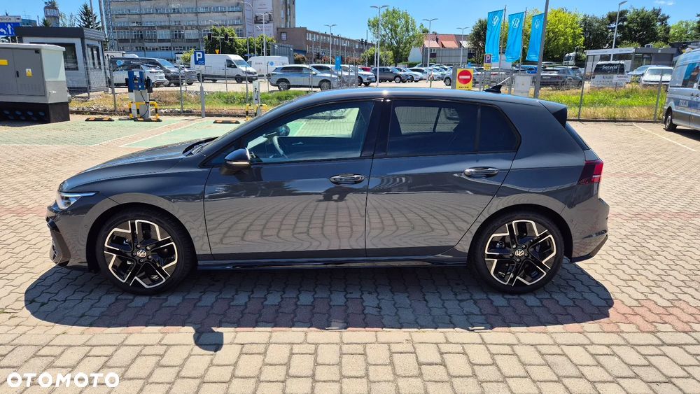 Volkswagen Golf 1.5 eTSI mHEV R-Line Plus DSG - 6