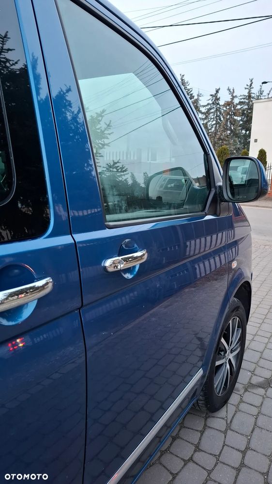 Volkswagen Caravelle - 7